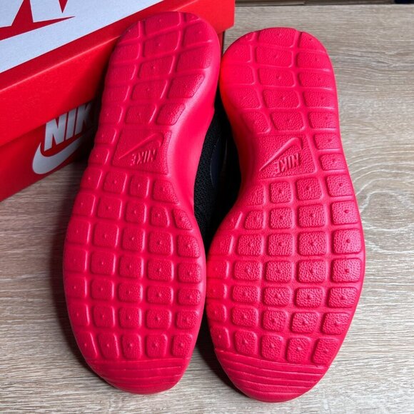 Nike Roshe Run Anthracite Siren Red - Picture 12 of 12